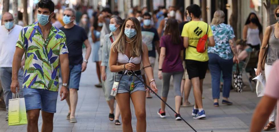 Sin distancia social.  EFE