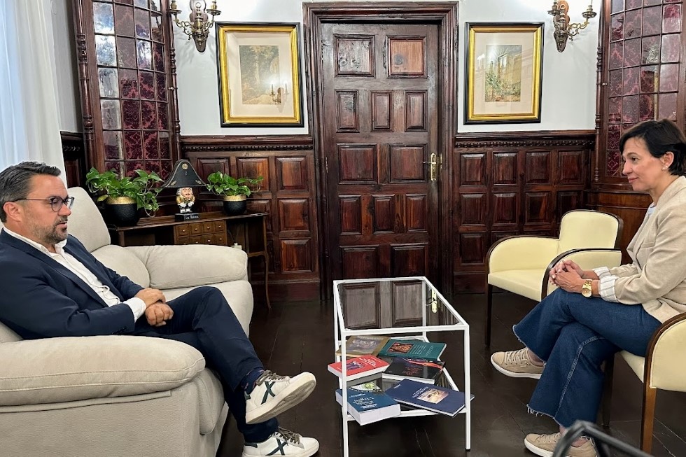 Visita de la directora general de Relaciones Exteriores del Gobierno de Canarias