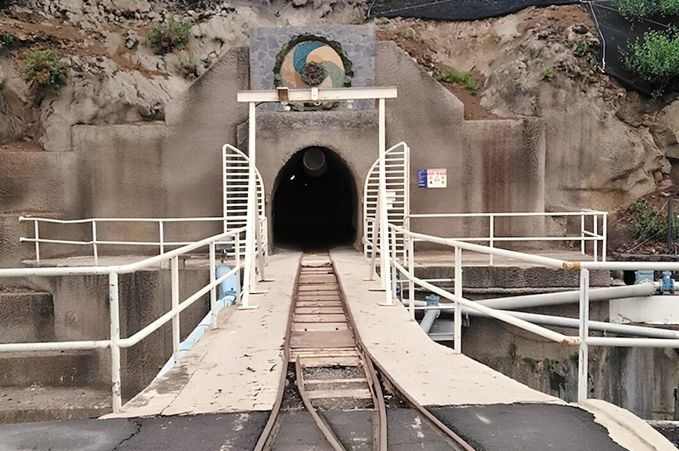 Túnel de trasvase. Imagen de archivo