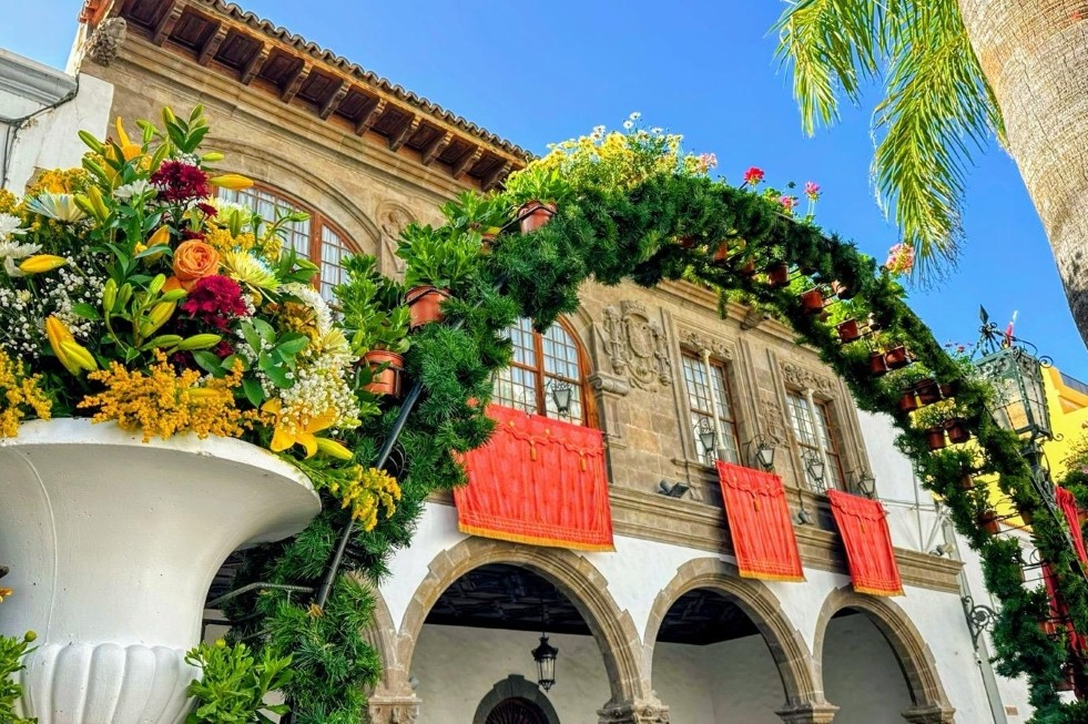 Decoración de fachadas y balcones