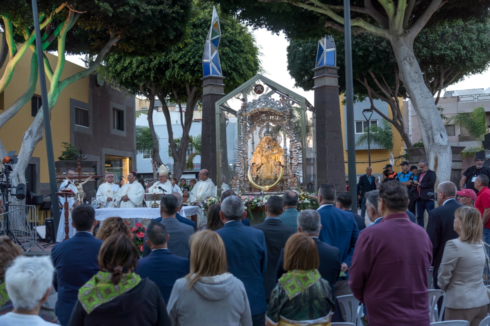 Visita de la Virgen del Pino a Vecindario
