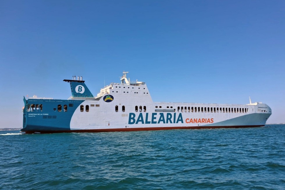 Buque de Bale&agrave;ria