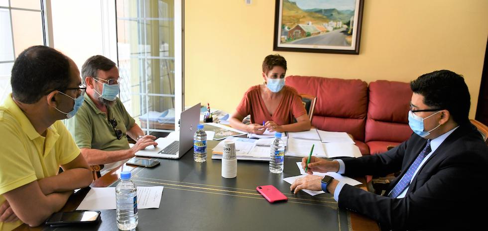 Reunion del vicepresidente Pérez con la acaldesa de Mogán