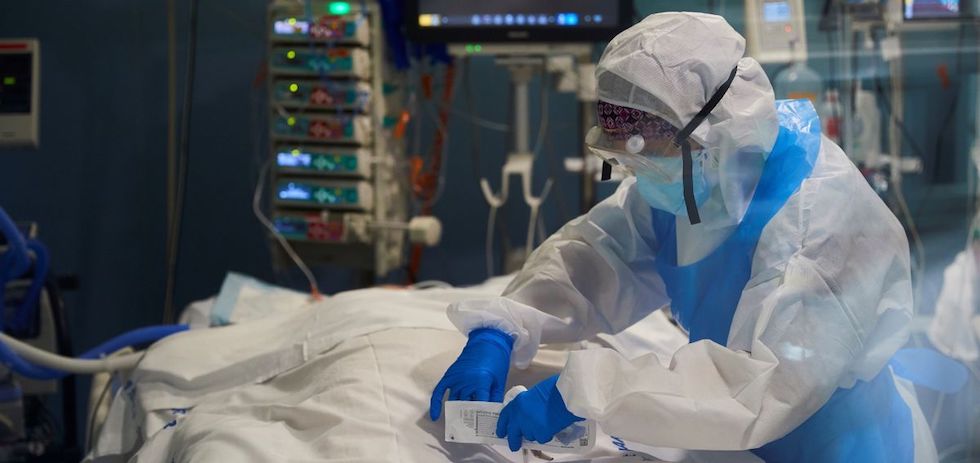 Hospitalizados por COVID 19. EFE