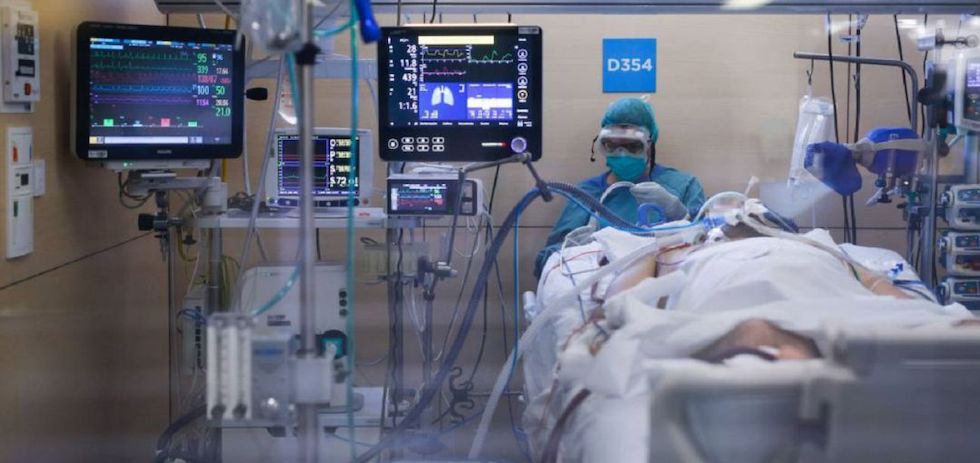 Ingresos por covid 19. EFE