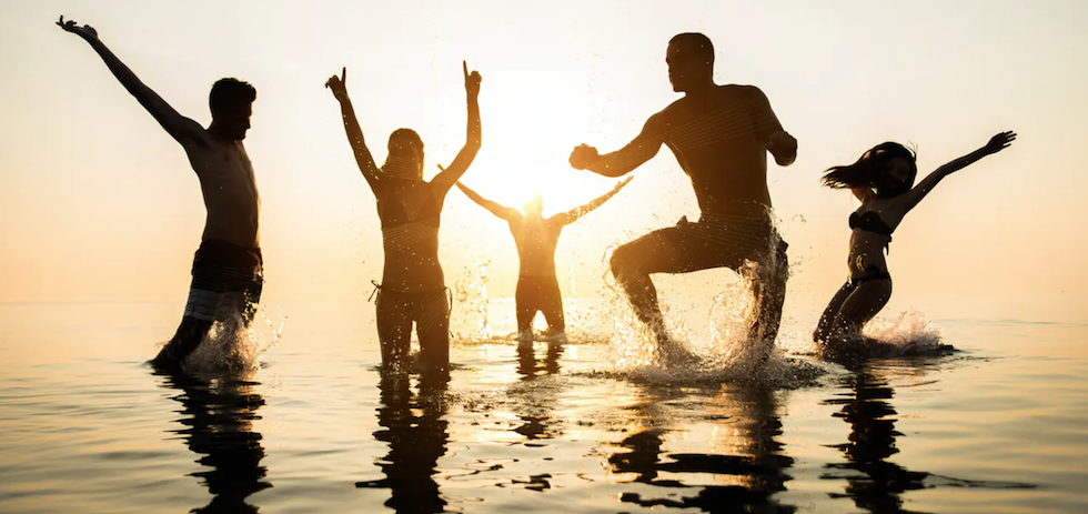 Shutterstock / oneinchpunch