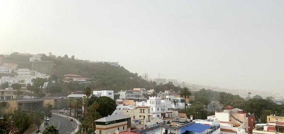 Presencia de calima en las islas.