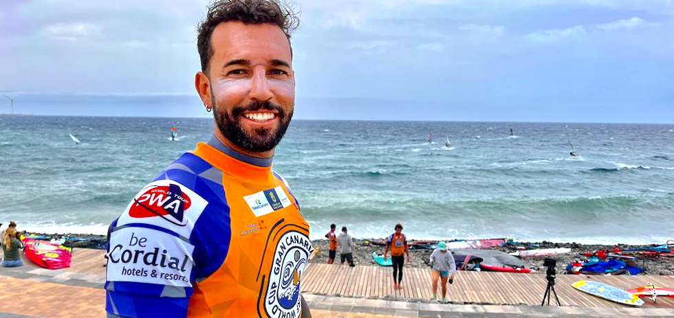 El windsurfista profesional, Omar Sánchez. MASPALOMAS AHORA