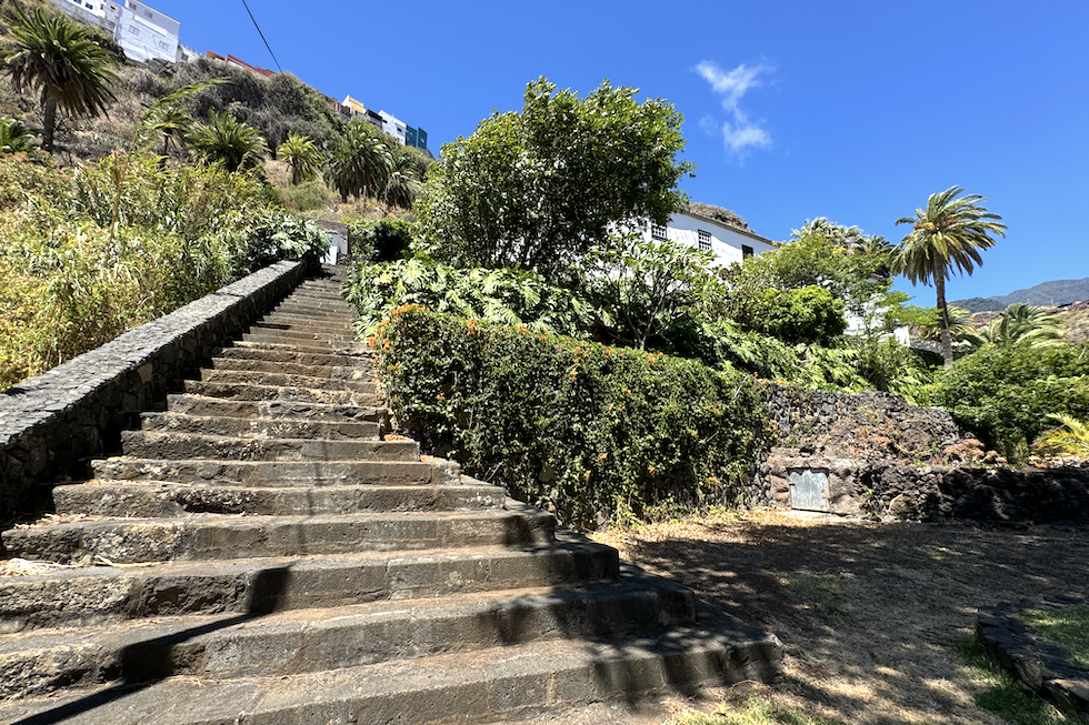 Acceso a la Quinta Verde.