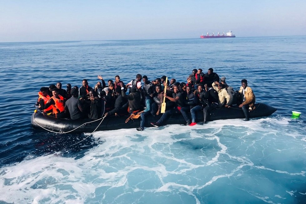 Migrantes en su llegada a aguas canarias