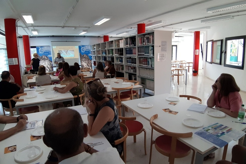 Asistentes al taller de cata de quesos canarios