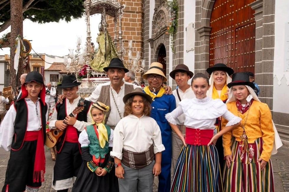Verseadores Fundación Ochosílabas