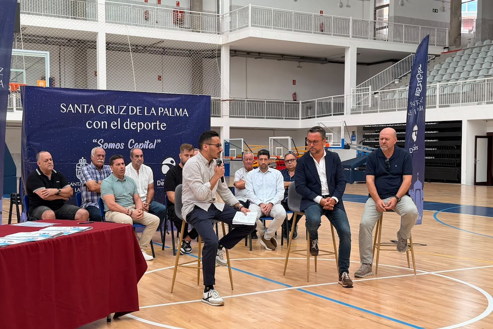 El deporte de Santa Cruz de La Palma recibe 307.000 euros para apoyar a los clubes del municipio
