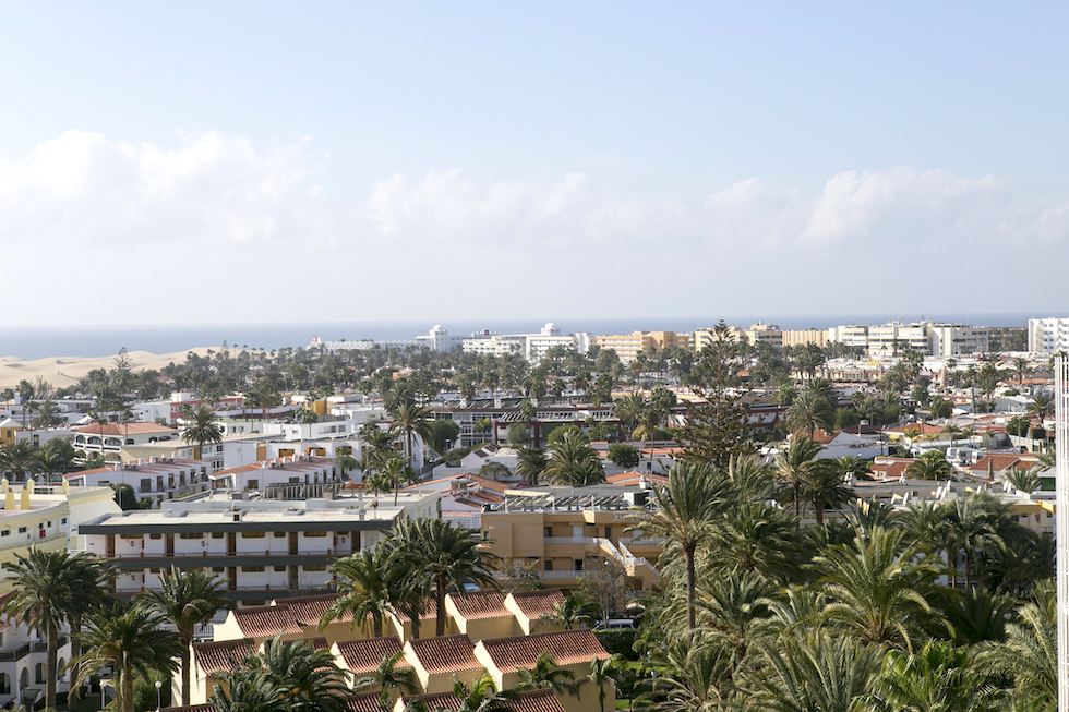 Vistas de hoteles y apartamentos en San Bartolom&eacute; de Tirajana.