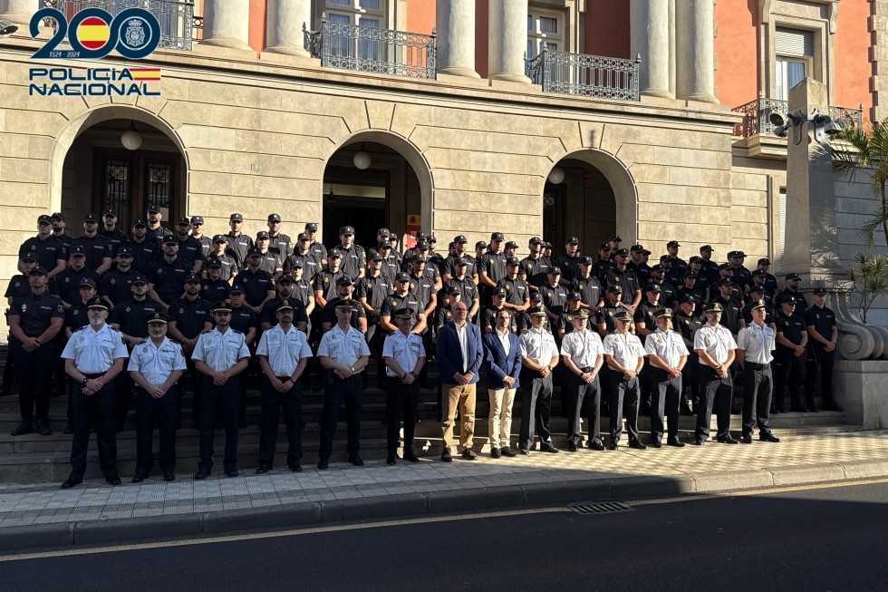 Acto de presentaci&oacute;n de los agentes en pr&aacute;cticas en Tenerife | Maspalomas Ahora