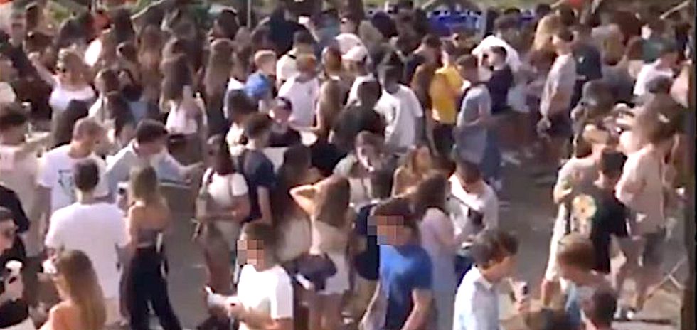 Fiesta multitudinaria