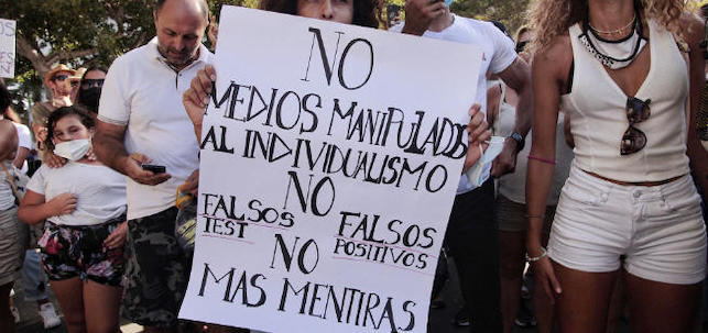Manifestaci&oacute;n contra el uso de las mascarillas