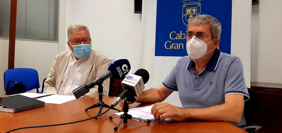 Marco Aurelio Pérez (PP) y José Miguel Bravo de Laguna UXGC-CC en la rueda de prensa