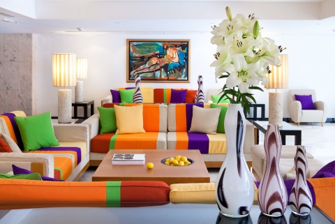 Foto del hall con diseño retro años 70 del Seaside Palm Beach