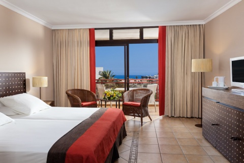 Foto habitación doble superior con vistas al mar del Seaside Sandy Beach