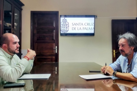 Foto Instante durante la reunión celebrada entre los responsables de las áreas de Cultura