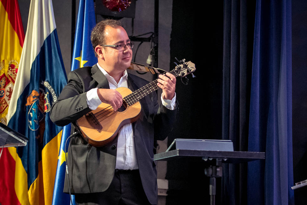 Noé Peña en el pregón de las Fiestas de Maspalomas, en 2019