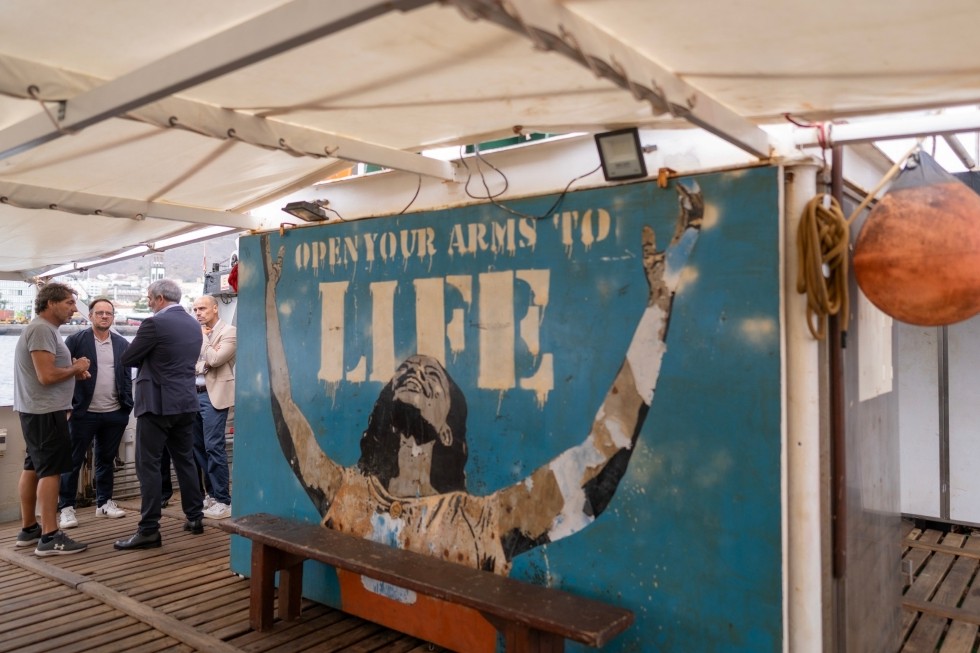 Open Arms