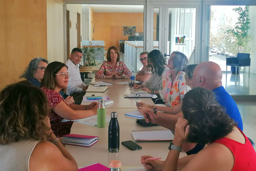 Reunión de trabajo con el consulado británico