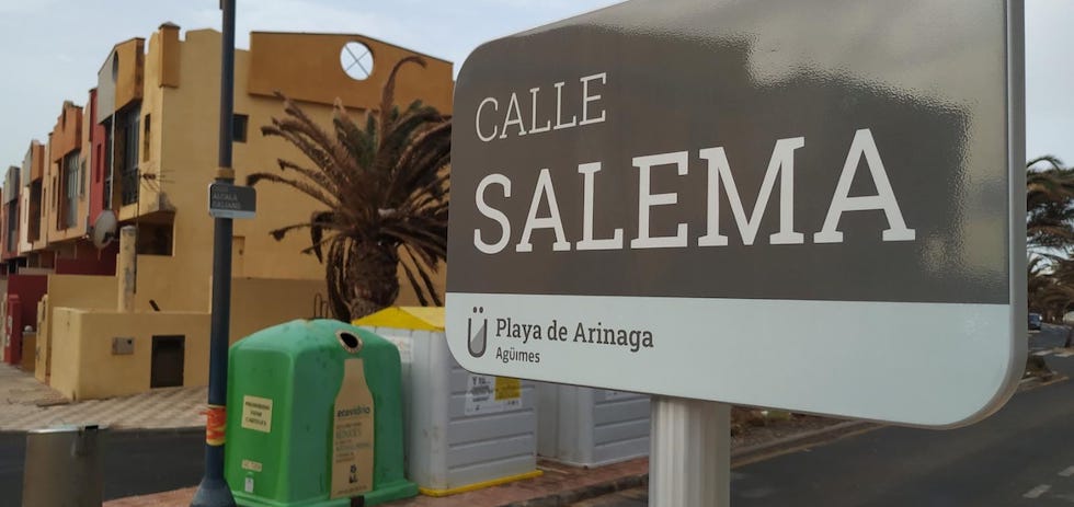 Nuevas placas. MASPALOMAS AHORA