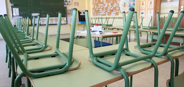 Colegio cerrado. MASPALOMAS AHORA