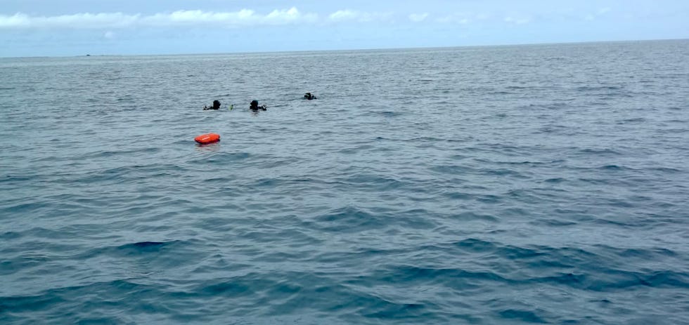 El GEAS rescata el cuerpo de un hombre sin vida.