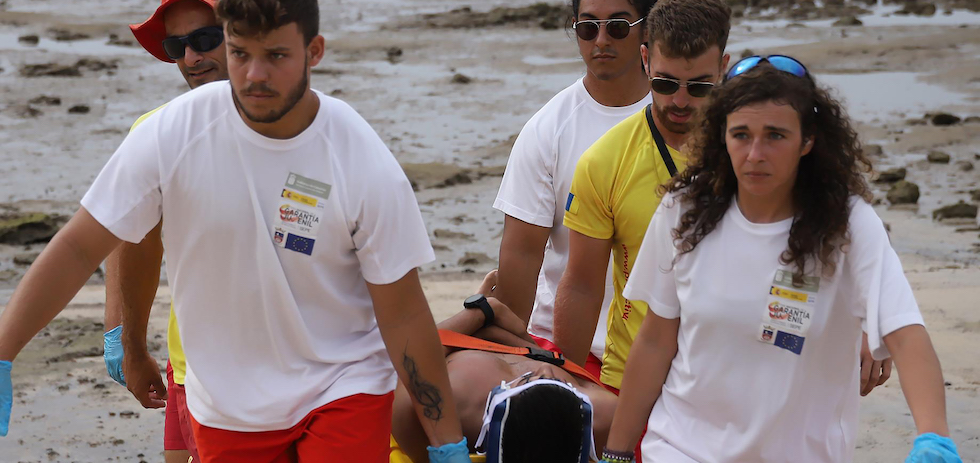 Simulacro en la playa