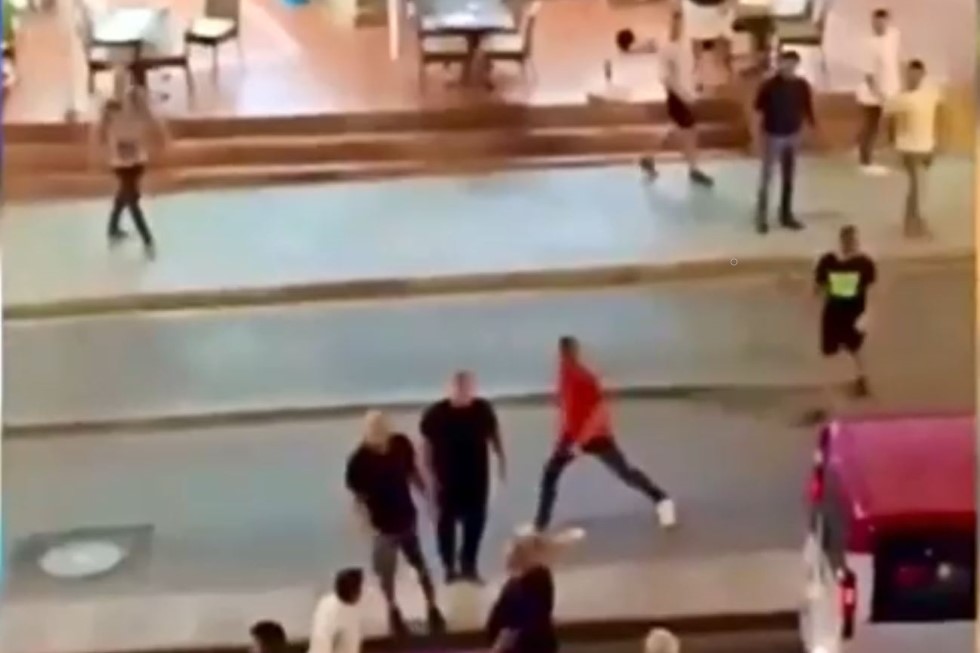 Pelea en el Centro Comercial Plaza