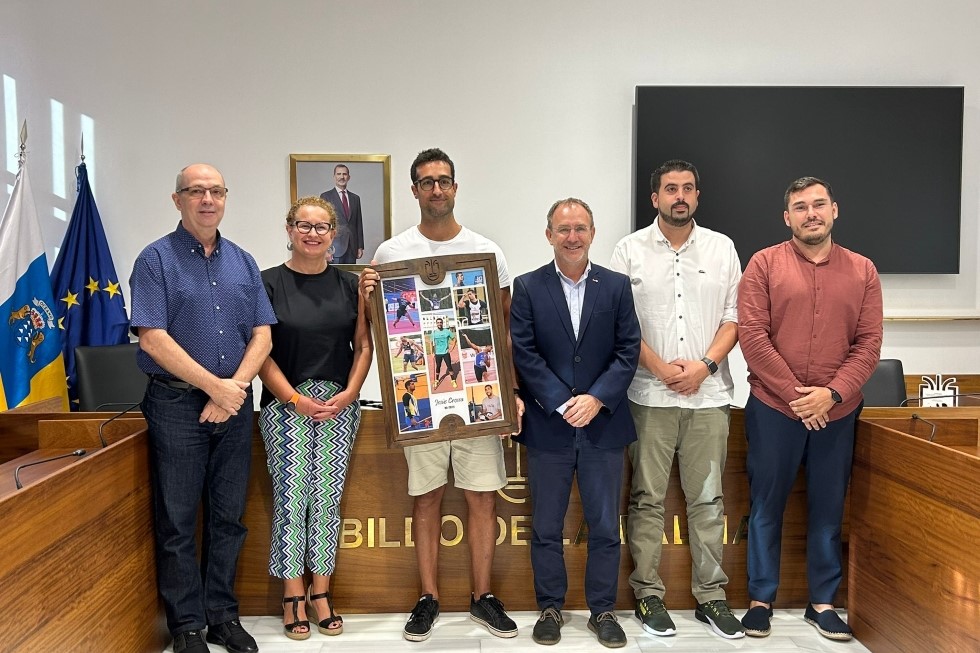 Reconocimiento a Jesús Crossa
