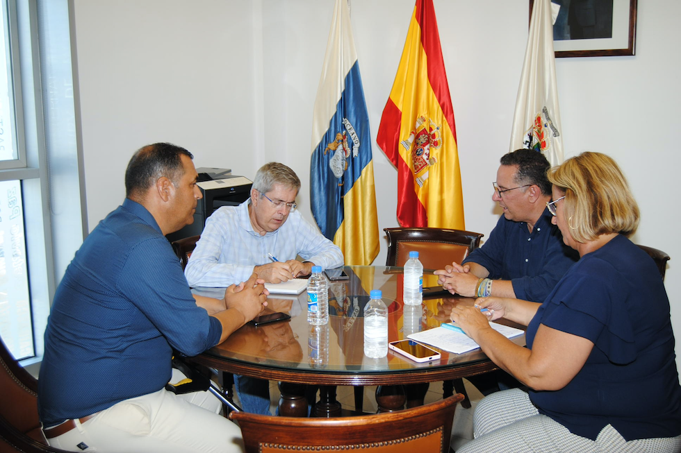 El Ayuntamiento y Educación consensuan la ampliación del aulario