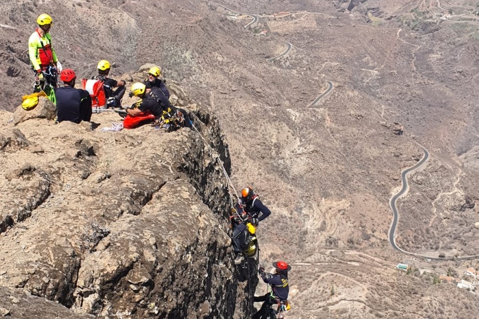 Preparación de la pared para rescates en montaña