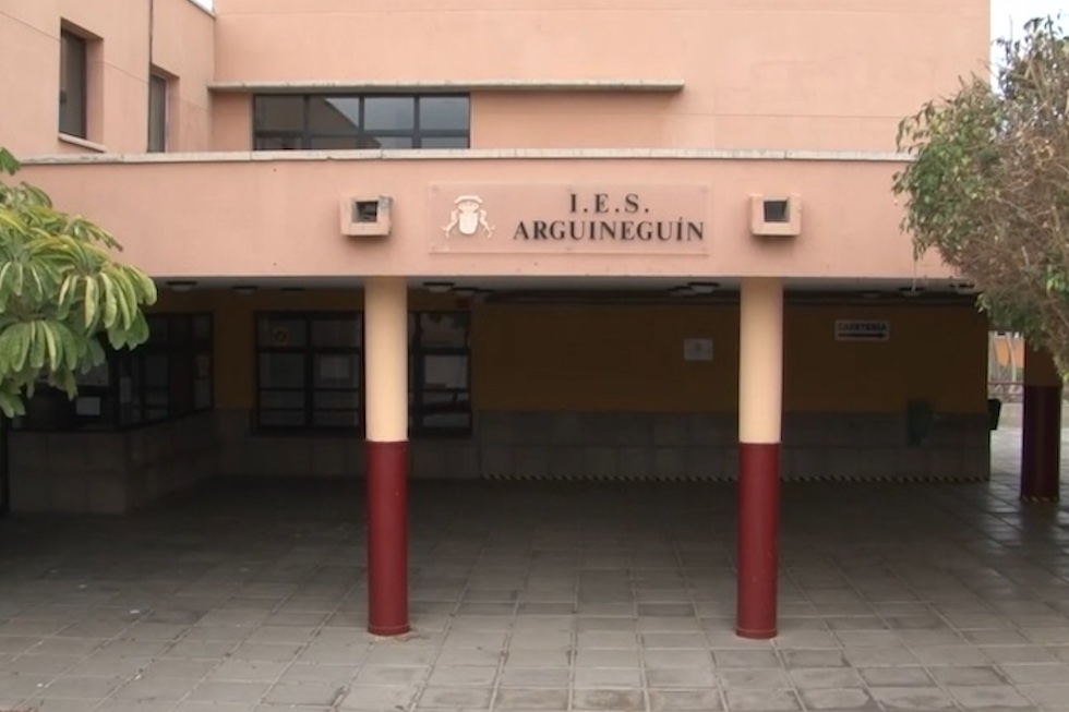 Fachada del IES Arguineguín