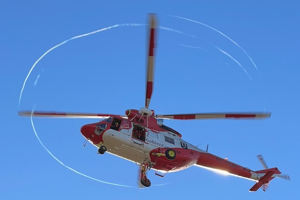 El helicóptero en busca de nuevos cadáveres