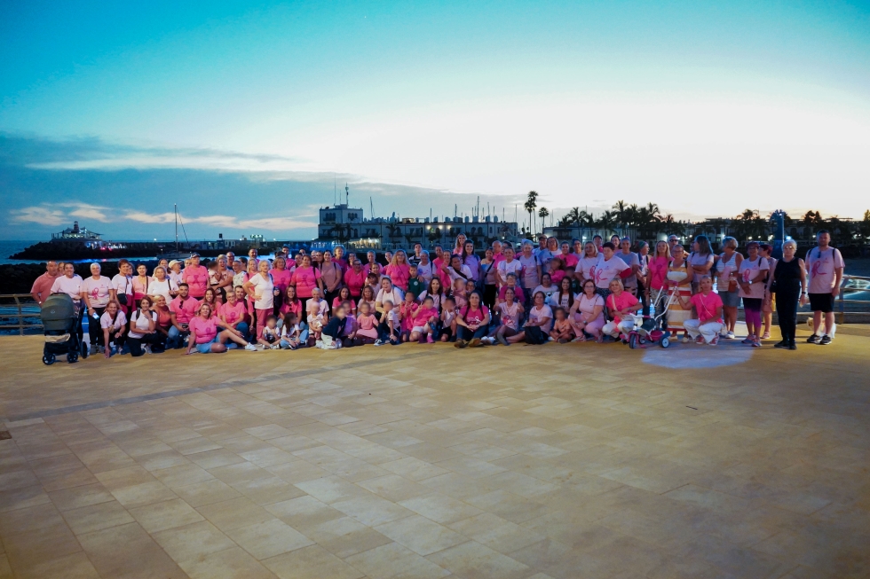 Caminata solidaria contra el cáncer de mama en Mogán. Imagen de archivo