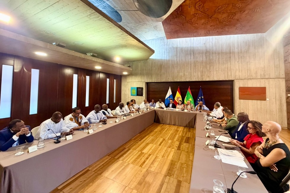 Encuentro en la sede de Presidencia del Gobierno en Santa Cruz de Tenerife | Maspalomas Ahora
