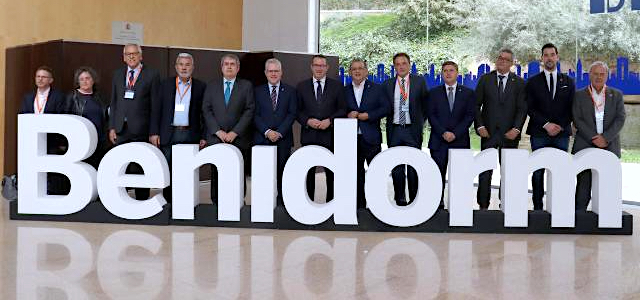 Representantes de la Alianza de Municipios Tur&iacute;sticos de Sol y Playa