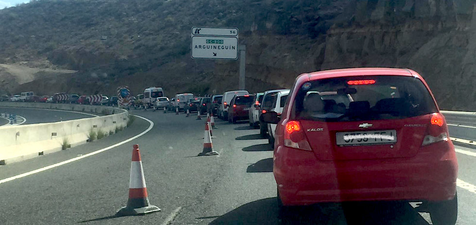 Caravana en la GC-1 de este martes a las 16:30 horas. | MASPALOMAS AHORA