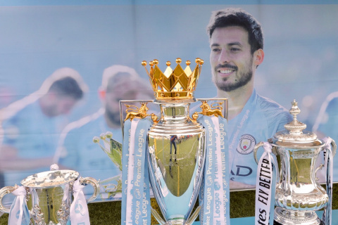 TROFEOS DAVID SILVA, EXPUESTOS EN ARGUINEGUIN