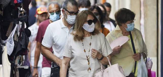 Se recomienda mantener la distancia social. MASPALOMAS AHORA