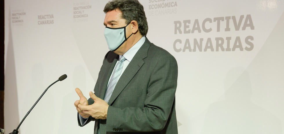 El ministro de Inclusi&oacute;n, Seguridad Social y Migraciones, Jos&eacute; Luis Escriv&aacute; | ACFI PRESS