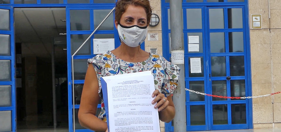 La alcaldesa de Mog&aacute;n, Onalia Bueno, en los Juzgados | ACFI PRESS