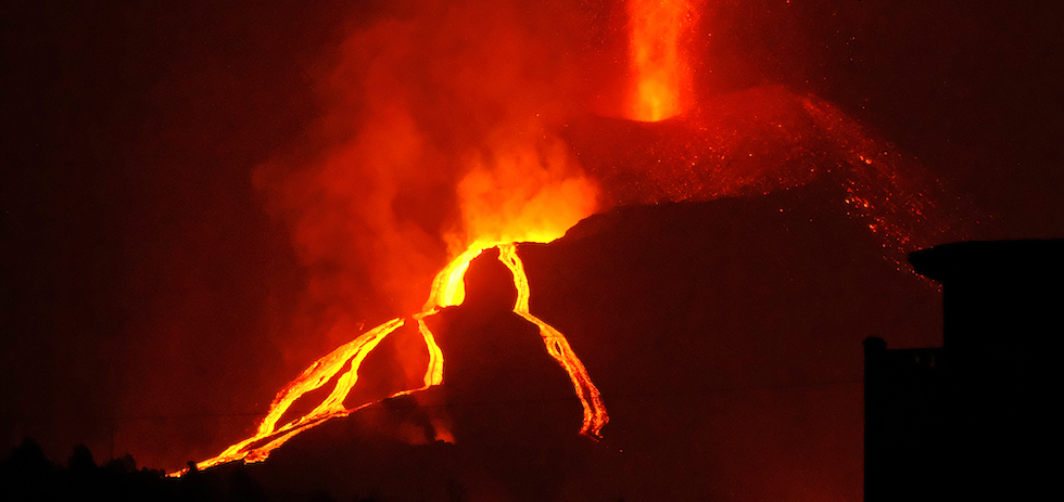 Grandes derramas de lava. ACFI PRESS