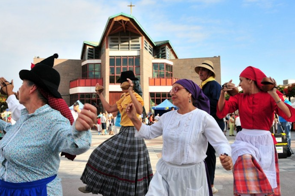Encuentro de bailadores