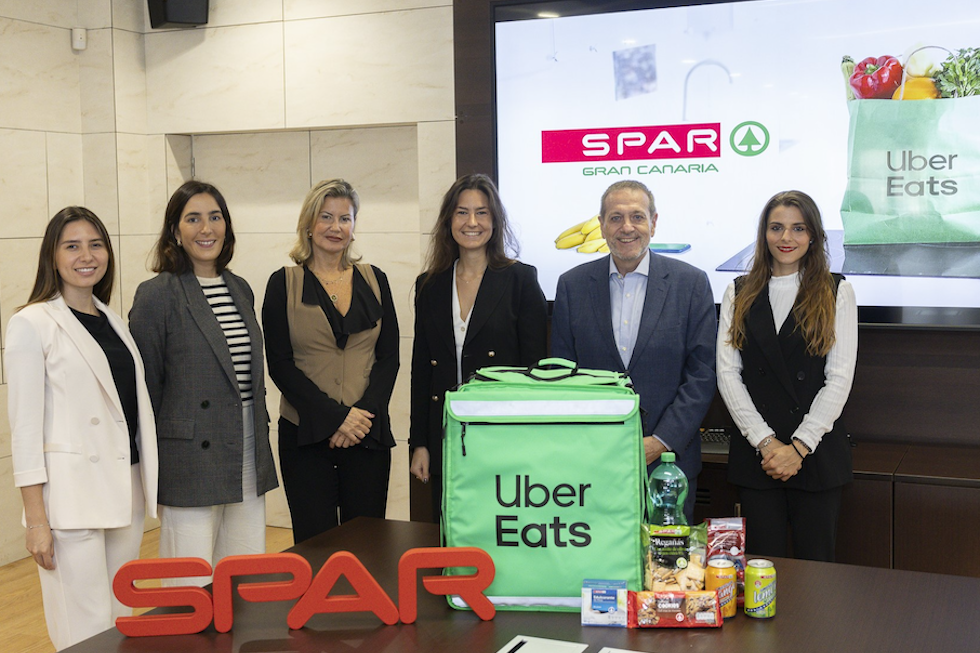 Representantes de SPAR Gran Canaria y Uber Eats