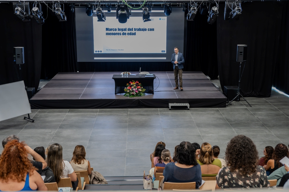 VII Jornadas de Infancia y Familia - Ponente Francisco Javier D&iacute;az Brito | Maspalomas Ahora